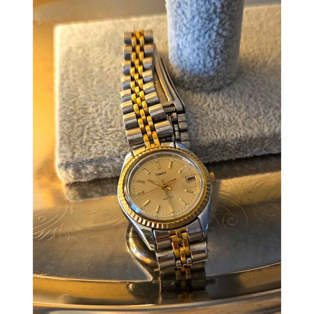 Vintage Timex Quartz Women's Two-Tone Silver/Gold Bracelet Watch Gold Dial Date